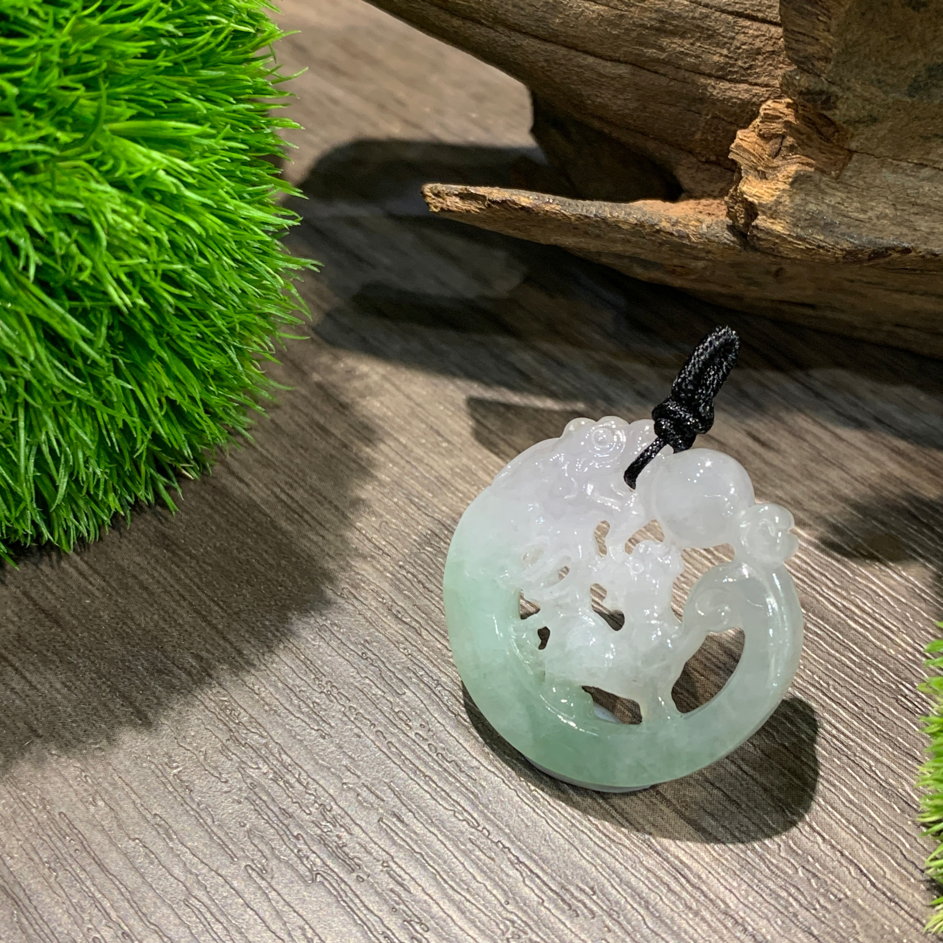 A玉 - 冰種椿帶彩麒麟龍牌 (AN-8630)