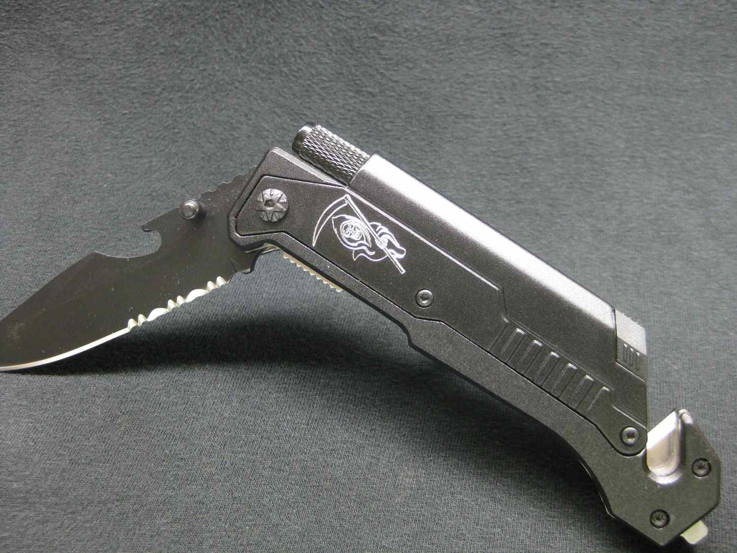 Tactical Knife, Custom Engraving, 6-in-1 Multi-Tool