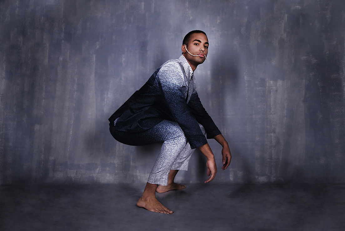 IOANNIS ROUMELIOTIS COLLECTION 20