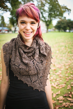 Flickr - Savanna modelling the new (currently nameless) Leaves Shawl