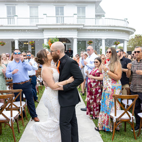 A Wedding That Won't Break The Bank