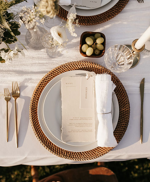 Rattan Charger Place Setting - Peterborough Wedding Decor Rentals