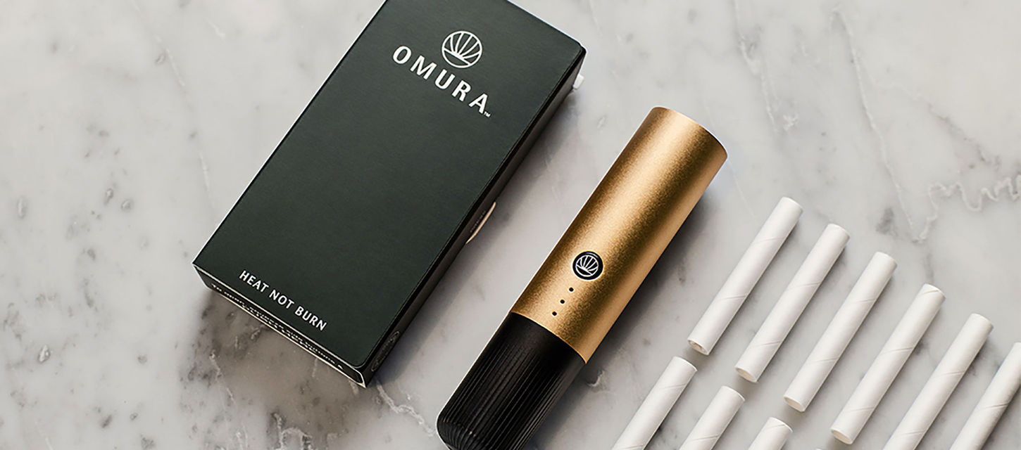 A dark green childresistant
box with Omura
logo to hold vaping
products