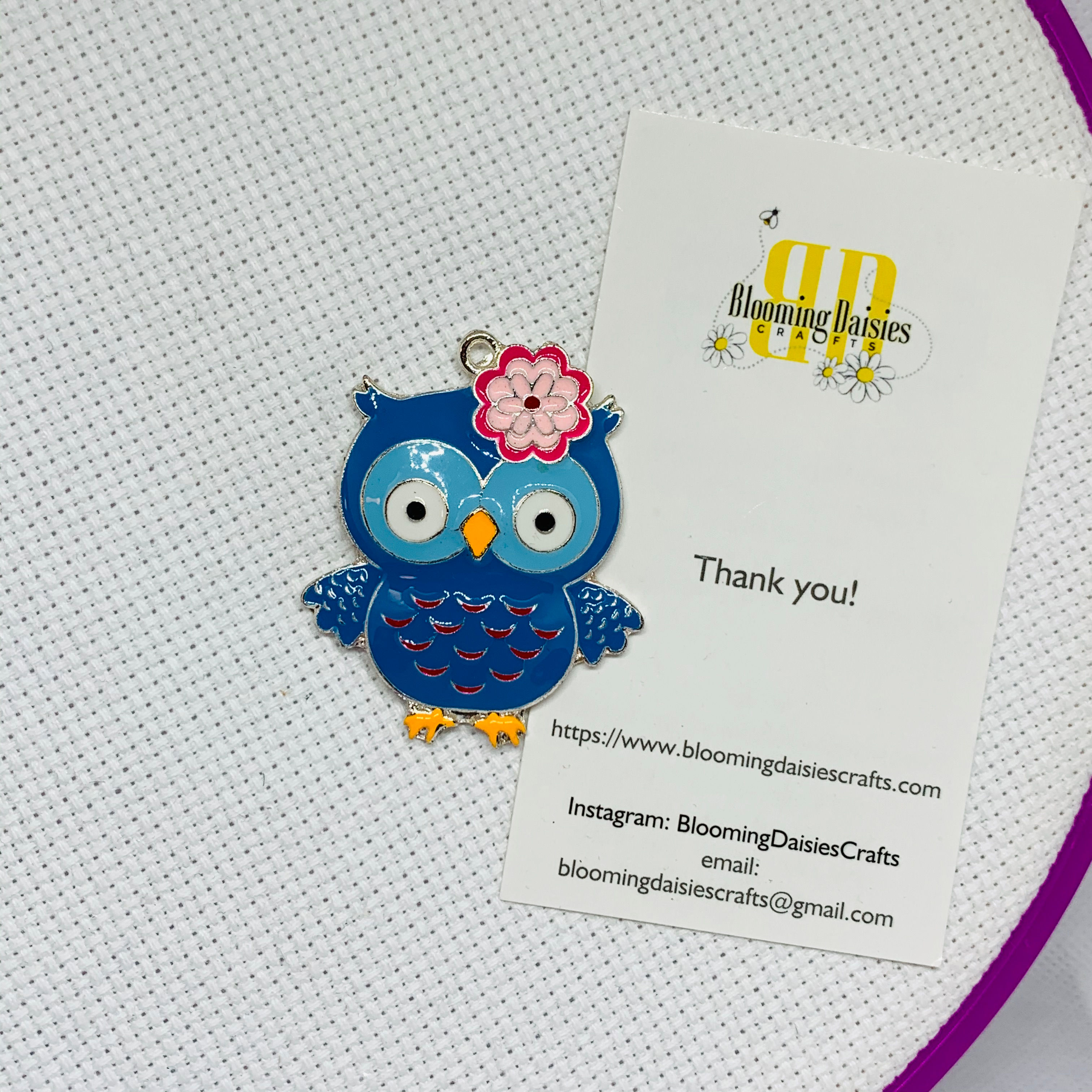 Blue Owl Enamel Needle Minder