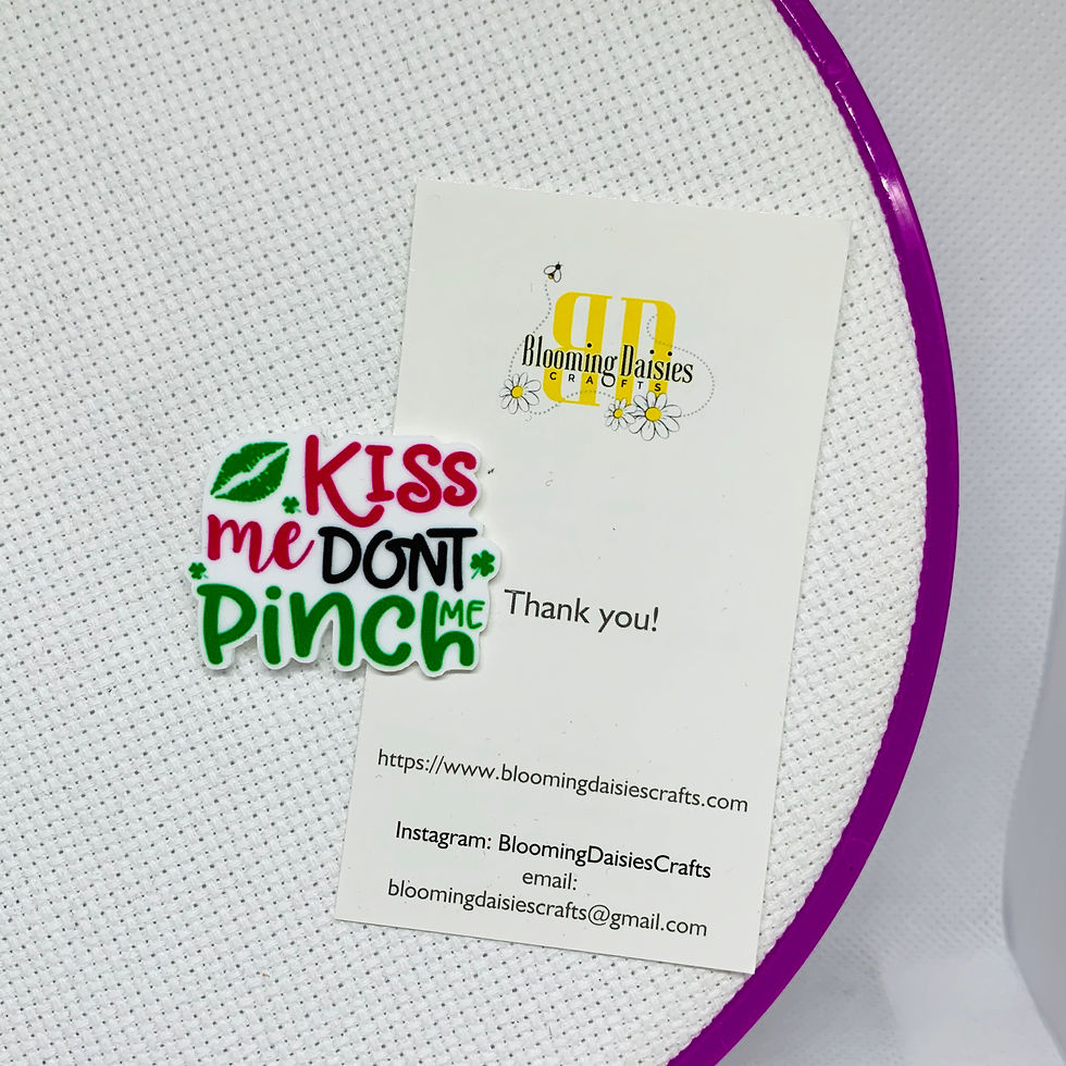 Kiss Me don't Pinch Me St. Patrick's Day Needle Minder Magnet