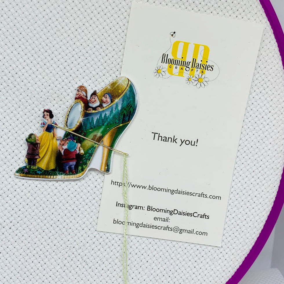 Disney Snow White and Dwarfs in Shoe Magnetic Needle Holder for Cross Stitch