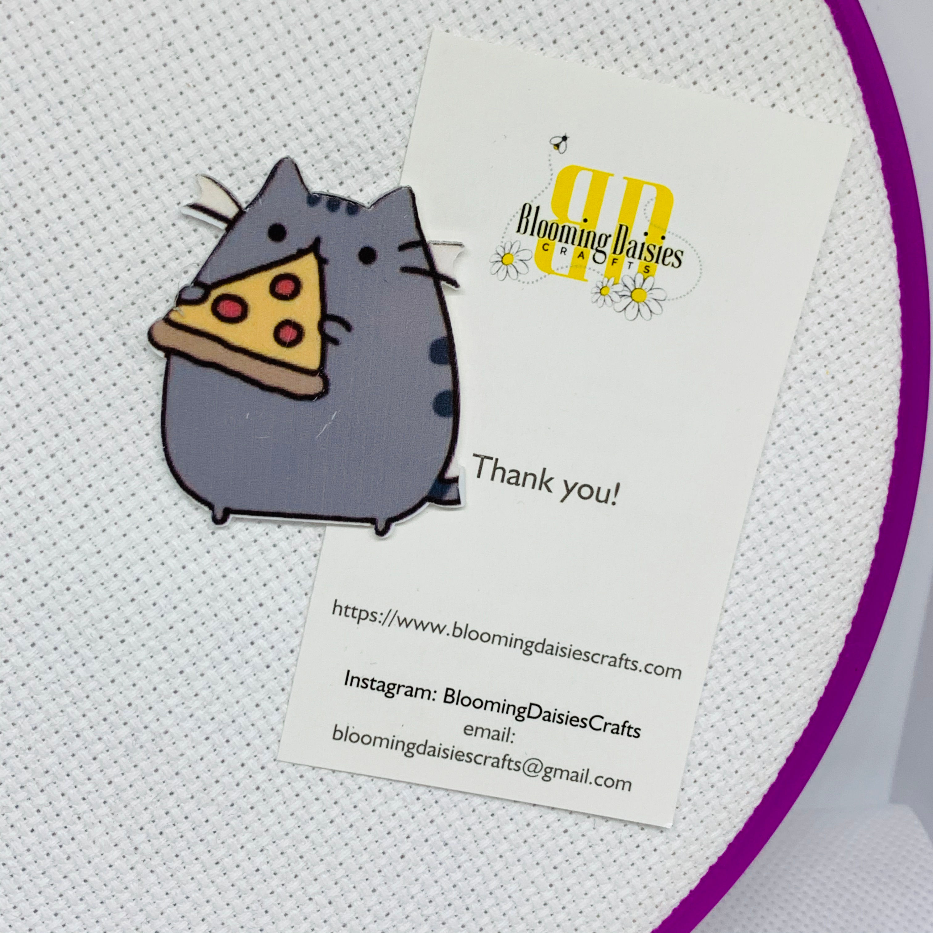 Cat / Pizza Needle Minder