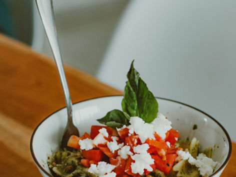 Le ricette di Iris: Insalata di pasta con pesto, pomodorini e ricotta