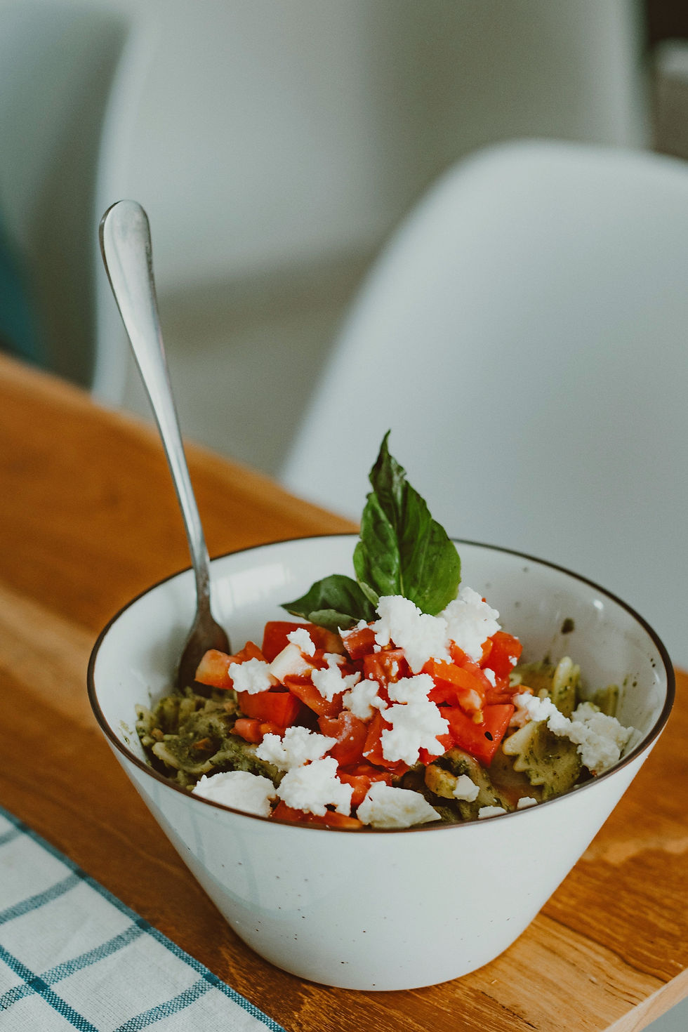 Le ricette di Iris: Insalata di pasta con pesto, pomodorini e ricotta