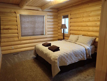 Thompson's Resort Hunters Lodge (12).jpg