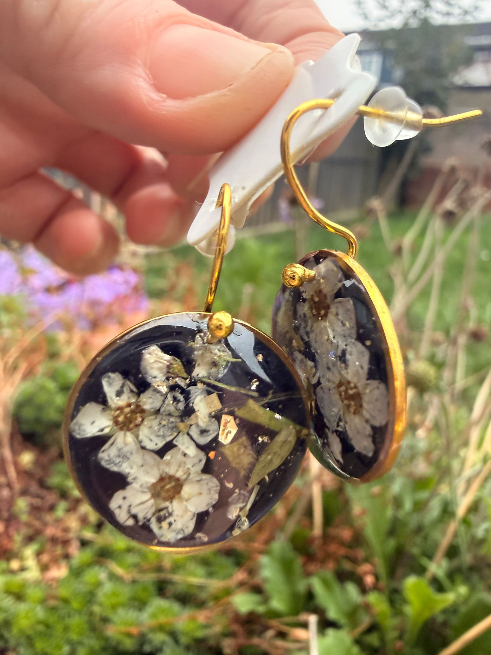 Thumbnail: Dark Navy Dried Wildflower earrings 