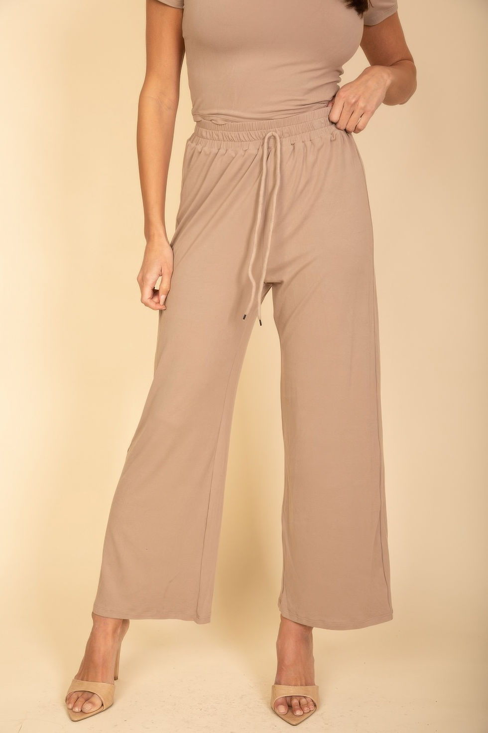 Thumbnail: Relaxed Fit Top And Wide-leg Pants Set