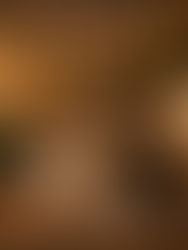 Moment de calme et de présence à l’approche de Noël, évoquant le lien humain et le temps partagé