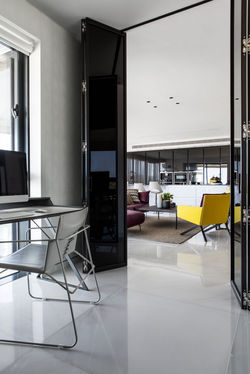 Alla Tzecher BLUE-אלה צייחר-תל אביב-סלון 6