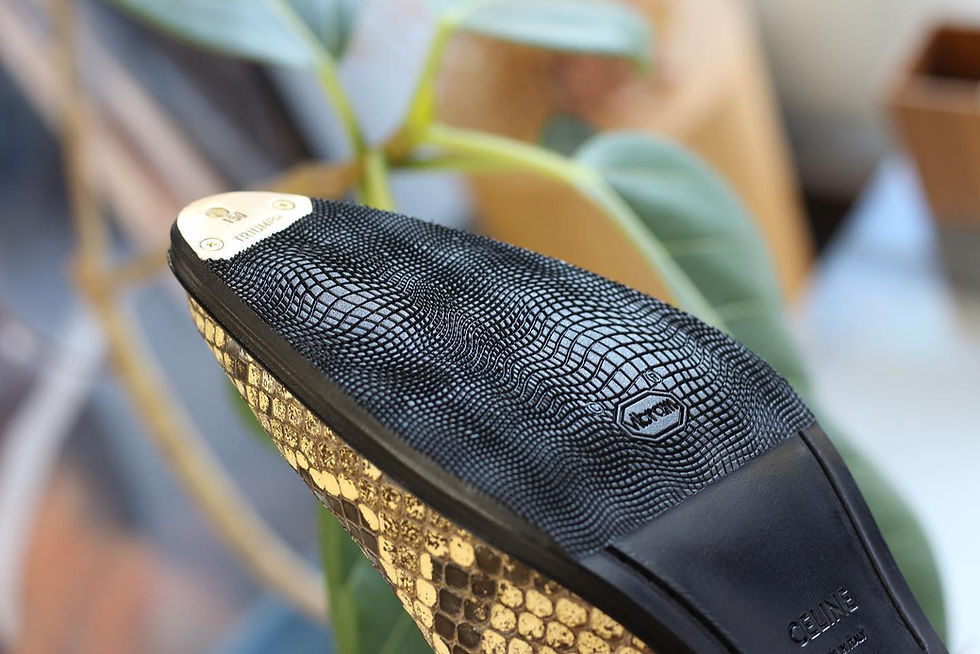 CELINE セリーヌ ブーツ ハーフラバー トライアンフスチール修理