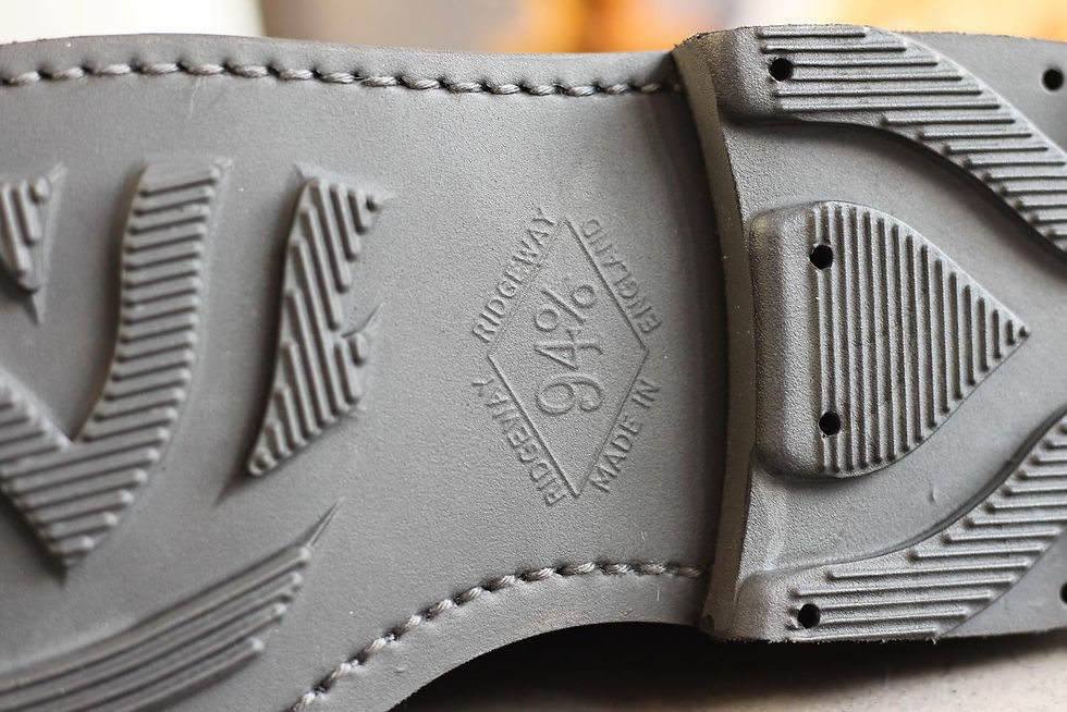 J.M. Weston jmウエストン Golfの革靴をリッジウェイソールでオールソール交換した修理例