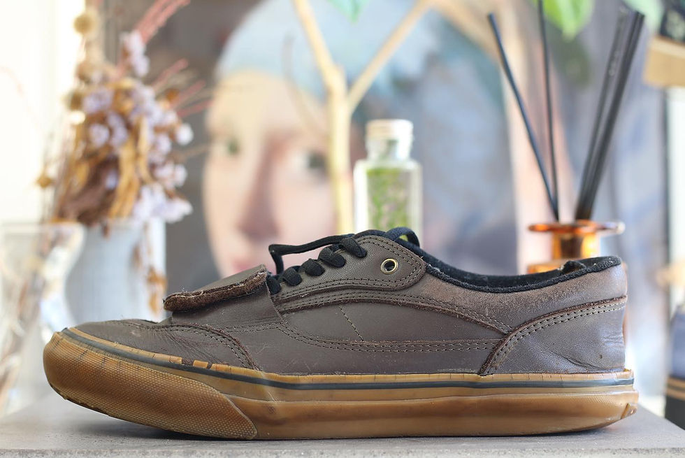 VANSスニーカーのソールカスタム修理後の写真。