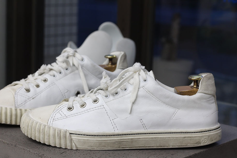 Maison Margiela スニーカーの履き口補修とレザーパーツ作成修理後の状態