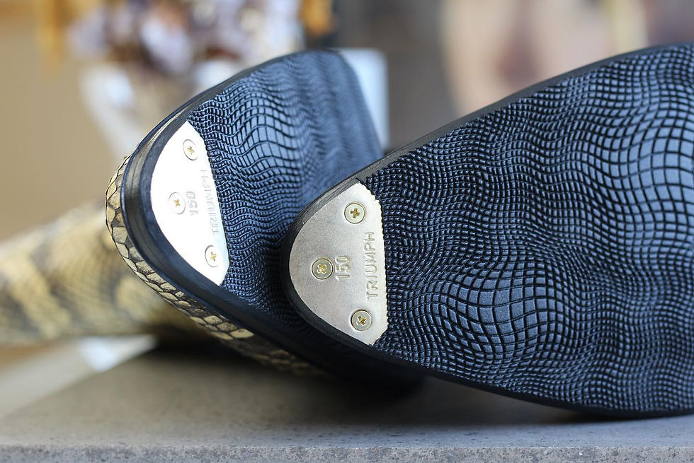 CELINE セリーヌ ブーツ ハーフラバー トライアンフスチール修理