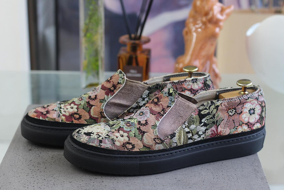 Giuseppe Zanotti スニーカーのオールソール交換修理。レザー補強で自然な仕上がりにした事例。