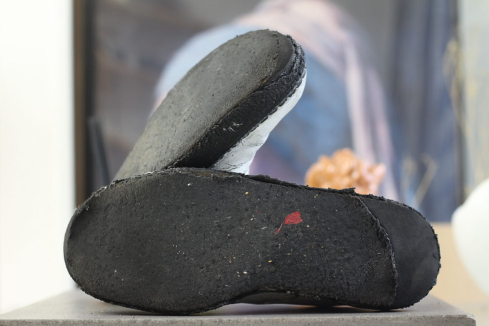 George Cox ジョージコックス 革靴のオールソール交換と全体リカラーで新品同様に蘇ったシューズ。 