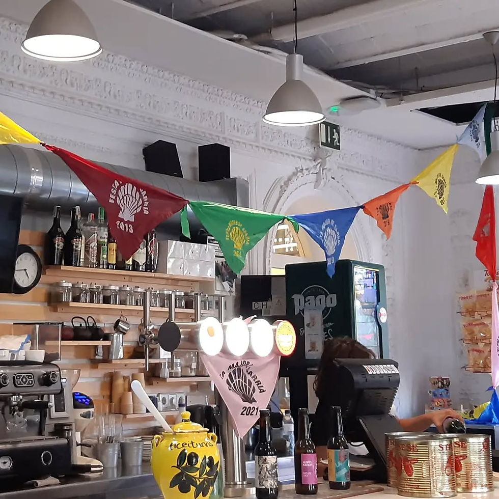 casaOrlandai_cafeteria.jpg