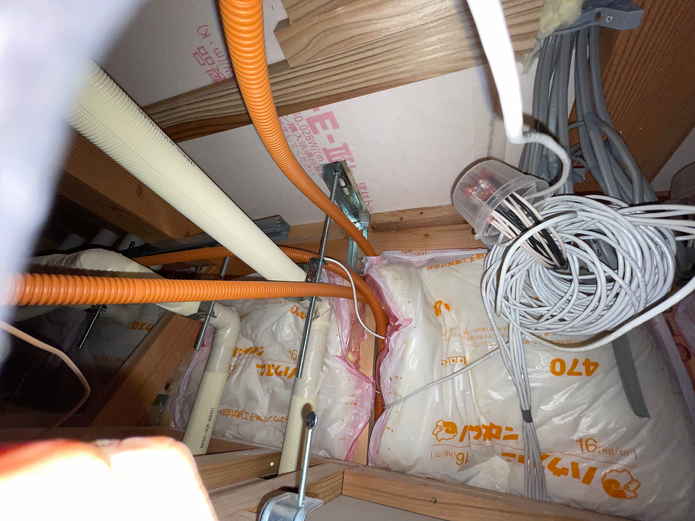 三重県亀山市 工場LAN・電話線工事｜天井裏を活用した隠蔽配線施工事例