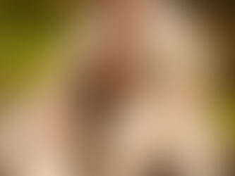 אביב של סטייל: רנואר משיקה את קולקציית פסח 2026 עם אנה זק וטל מורד