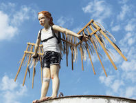 בין חומר לרגש: הצצה ראשונה לביאנלה שמספרת את הסיפור של ישראל דרך יצירה