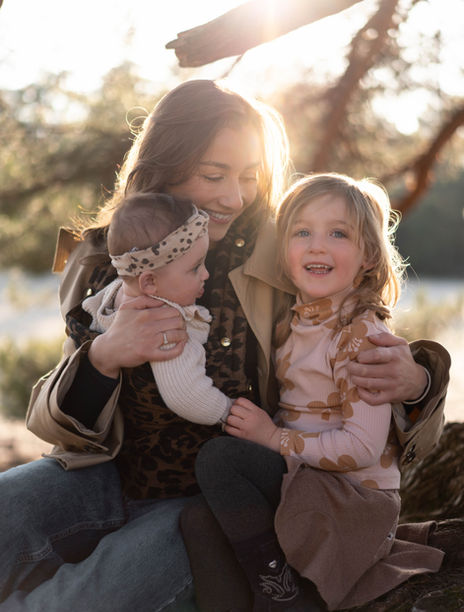 Denise Tomassen - Moterhood - Vierhouten zandverstuiving bos