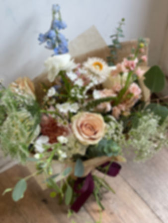 Rustic Neurtal Tone Bouquet