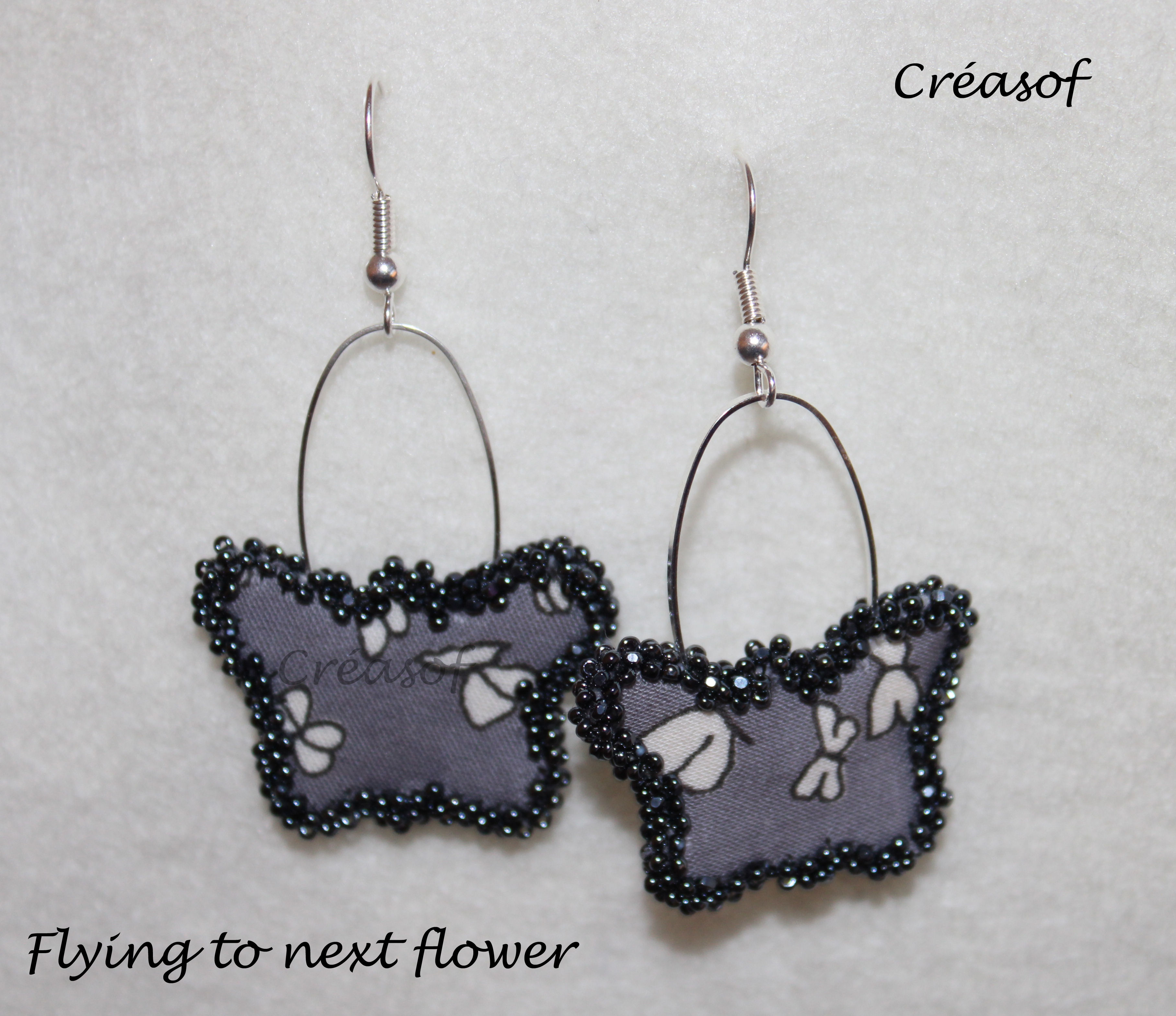 Boucles d'oreille 'Flying to a next flower"