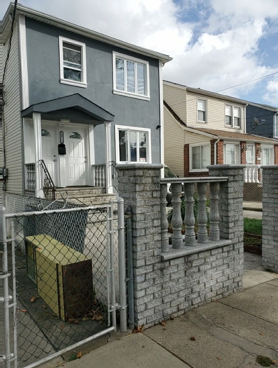 Ozone park 2 family $925