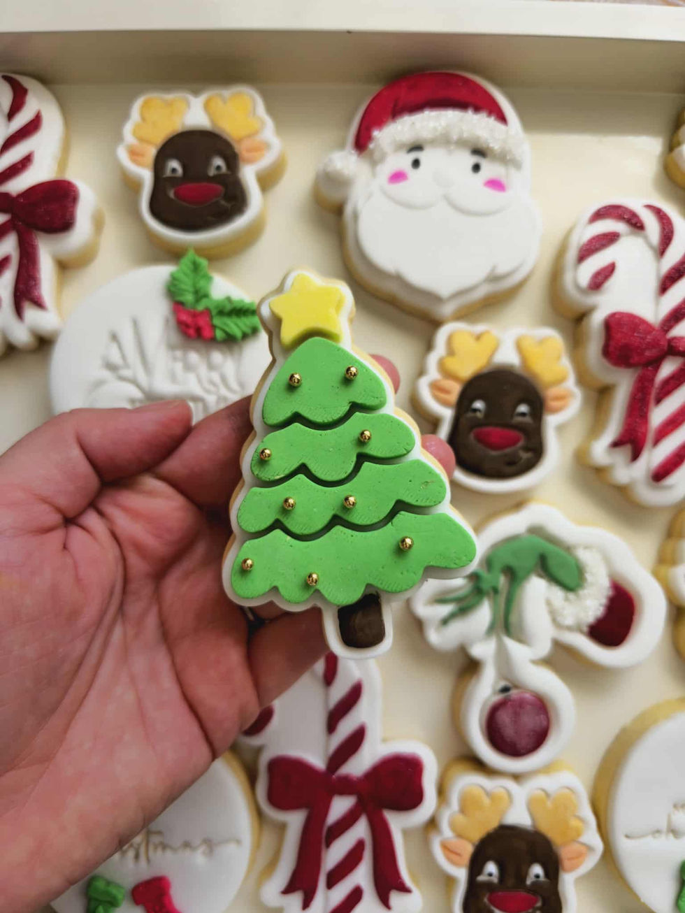 Christmas Tree Themed Christmas themed cookie by LCS Creative