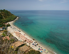 spiaggia_bianca_e_fondale_tropea.jpg