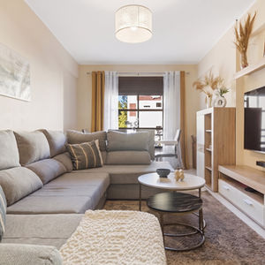 T2 habitado em Mem Martins, Sintra, preparado para venda com Home Staging — Little Details