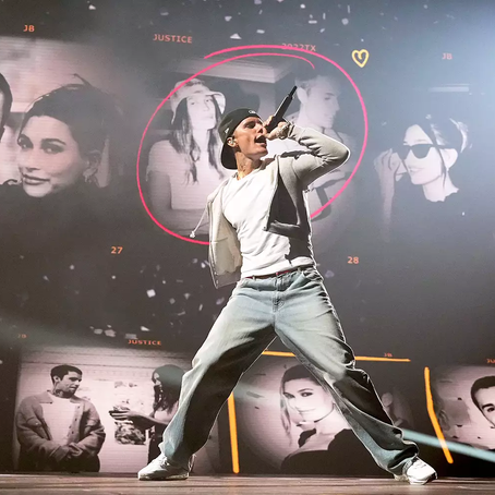 Justin Bieber Dedicates "Love Yourself" to Hailey at Columbus Concert