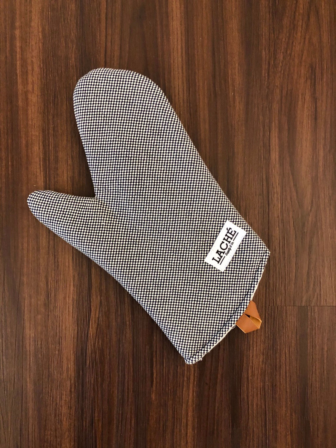 Laché Supply & Co. + Cast Iron Chef Chronicles Woven Oven Mitt