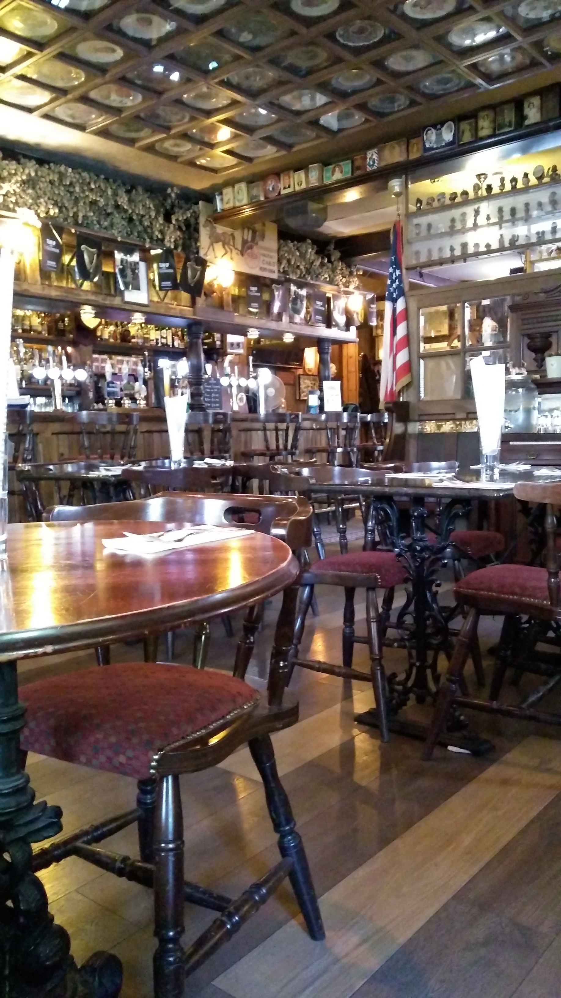 Gallery The Heron Bar Thai Restaurant Paddington gallery-the-heron-bar-thai-restaurant-paddington