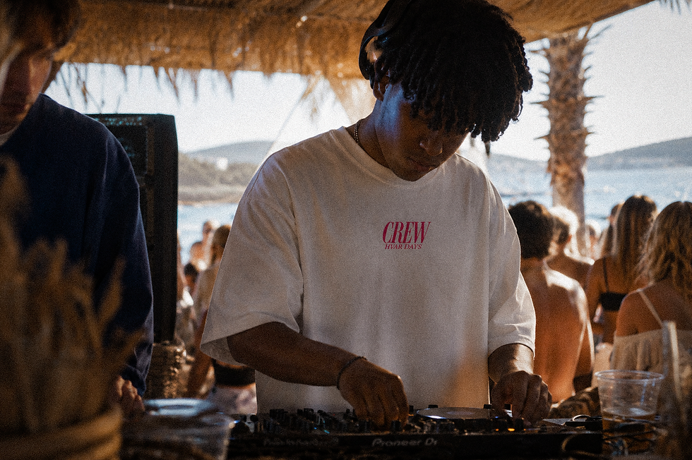004 Hvar Days Tee