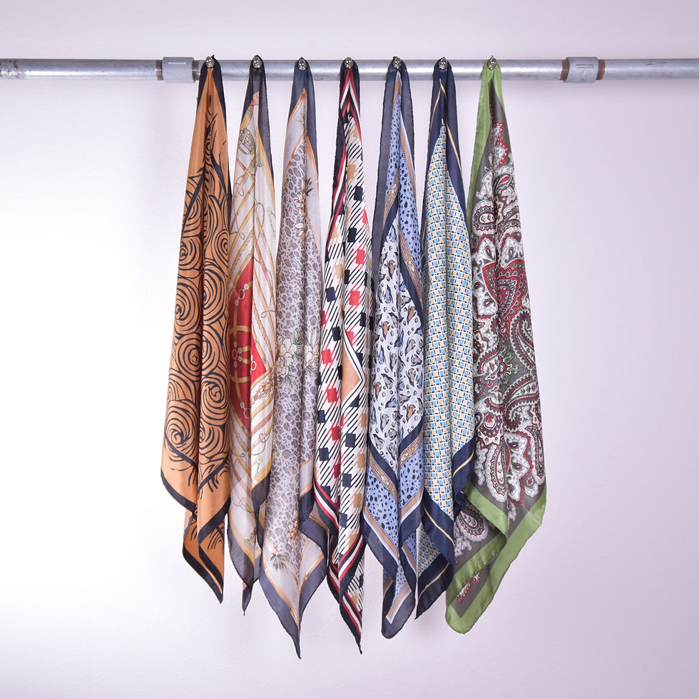 サムネイル： EURO VINTAGE / Silk scarf   ヴィンテージシルクスカーフ