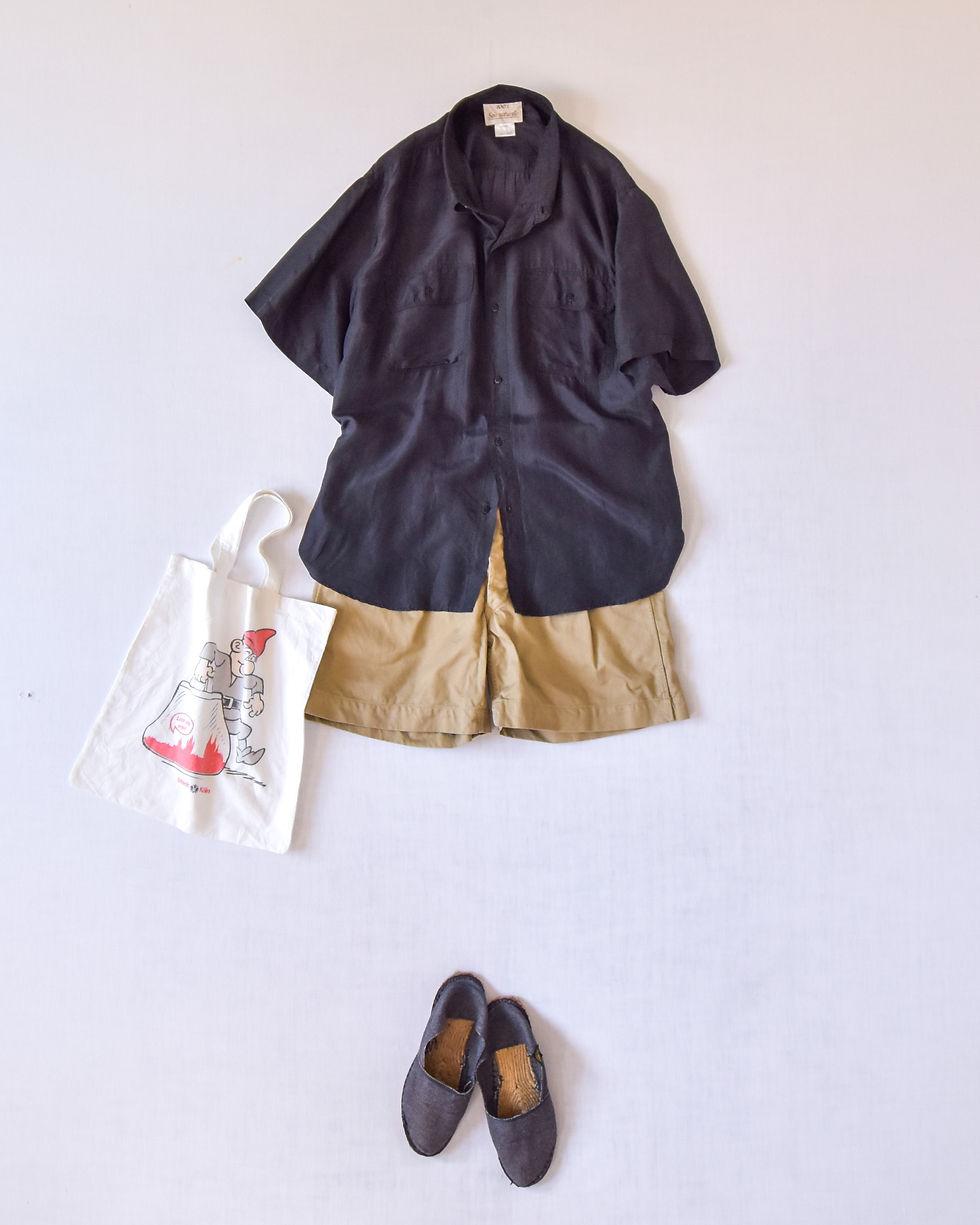 サムネイル： FRANCE VINTAGE / Silk shirts -half sleeve-《Lamp black》