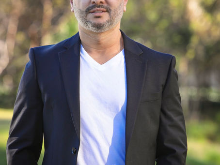 El coach Alex Quintero presenta "Las claves de la abundancia"