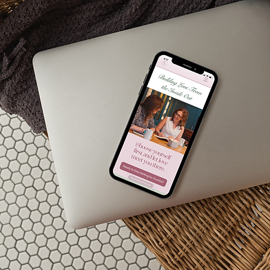 Aesthetic Fashion Phone Mockup Instagram Post.png