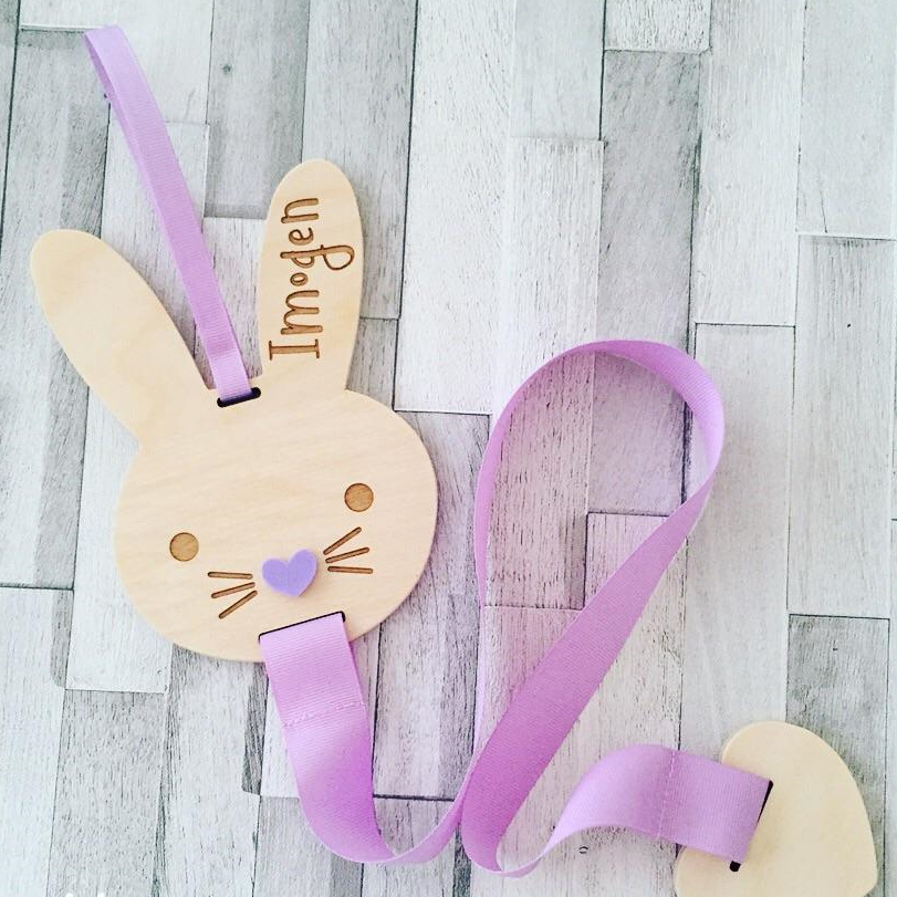 Thumbnail: Bunny Shaped Bow Holder
