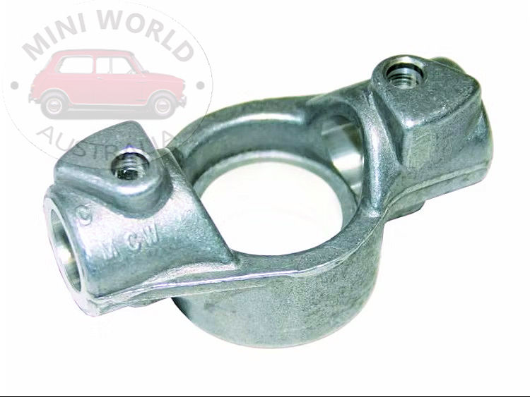 Eye rod extension yoke for gear lever