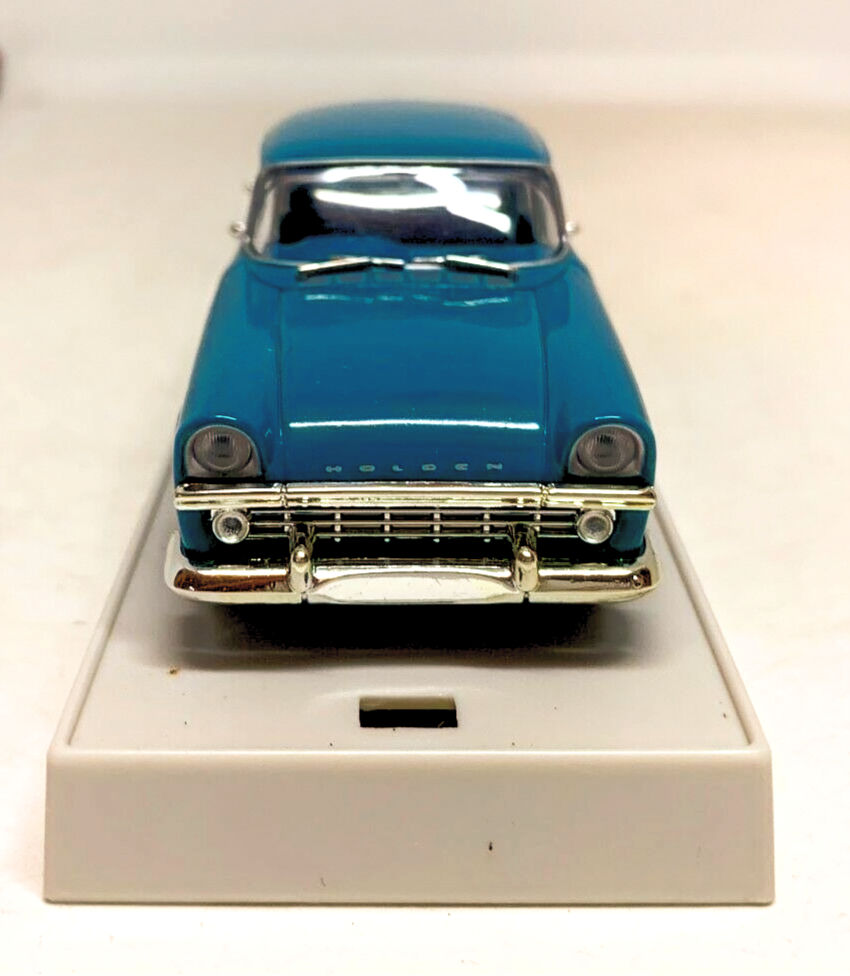 Thumbnail: TRAX TR20 1960 FB Holden Sedan 2 tone Special diecast model car