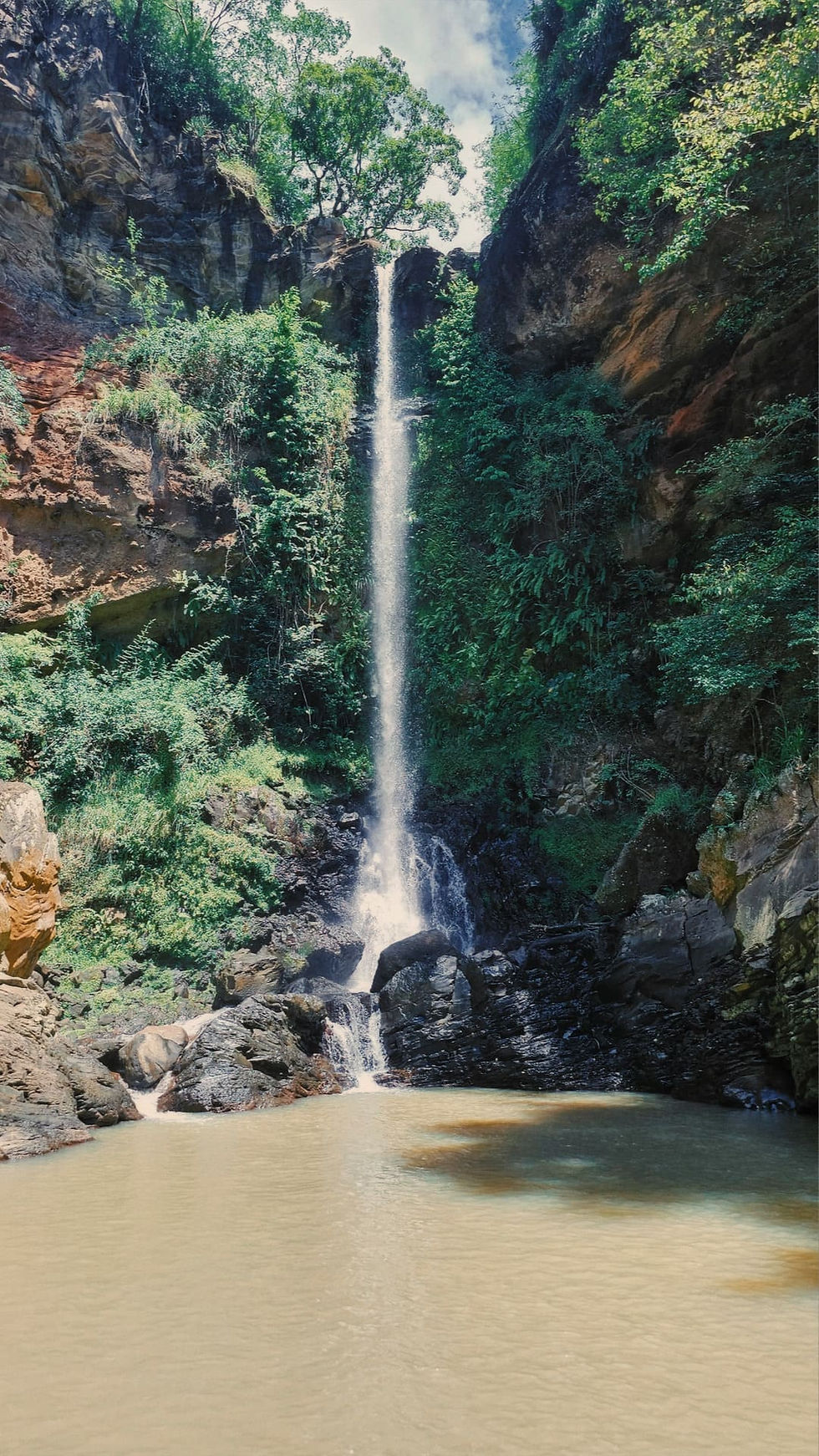 Thumbnail: 🤫📍 Cascade Secrète du Plessis - Trace Vérifiée sur le Terrain