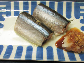 さんまの湯煮(ゆに)山椒ガーリックソース