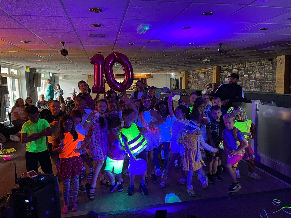 UV kids rave
